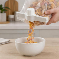 Food Bag Sealing Clip with Pour Spout, Moisture-proof Storage Clip for Kitchen Seasoning & Food Preservation