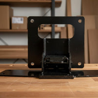 90° folding bracket auto-locks