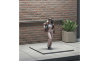 Mini Scene 1/64 Woman Figurine Compact Size Sunglasses Girl Figurine Realistic Details Scene Model Figure