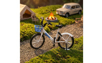 1:64 Velocipede Model Decorative Miniature Velocipede with Basket Bike Miniature Desktop Decoration Display Piece Collectible