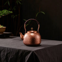 Small-Capacity Hammered Copper Teapot Vintage-Style Copper Teapot Compact Tea Kettle with Wrapped Handle for Artisan Collectors