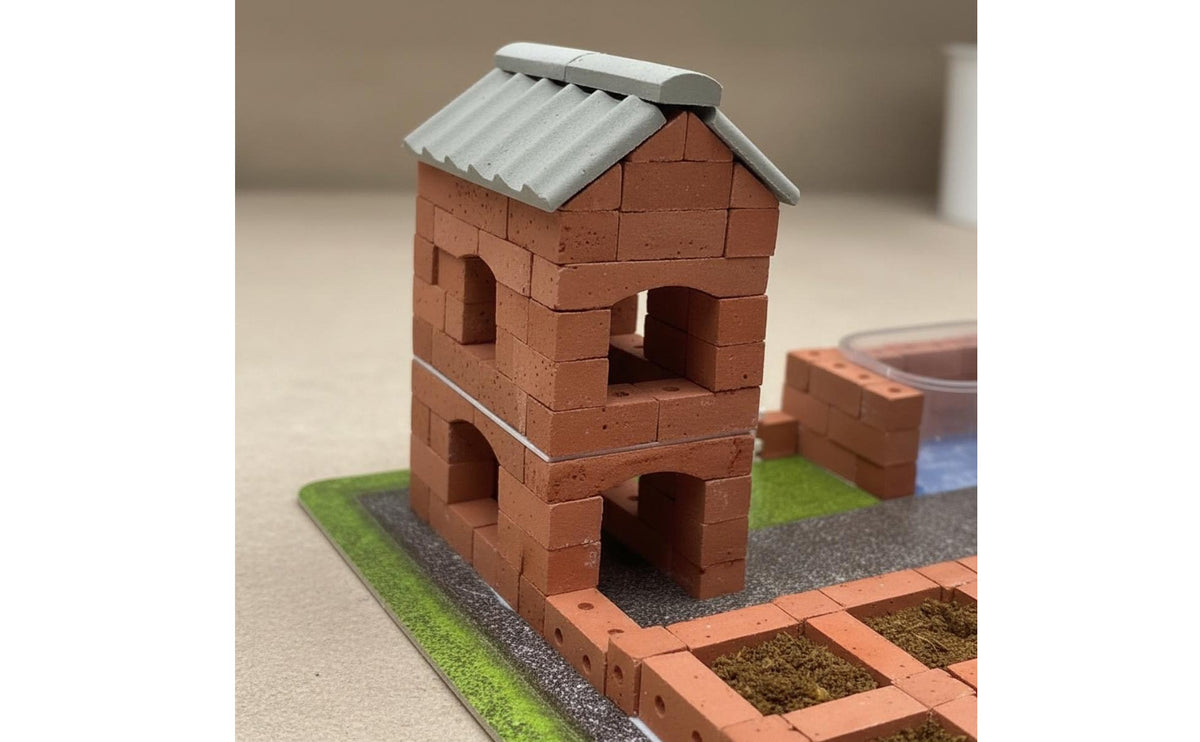 Educational DIY Miniature Villa Kit Brain Teaser Real Brick Building Set Reusable for Children