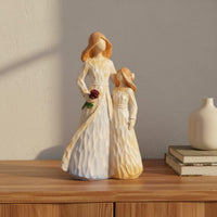 Sentimental Gift Family Statue Heartwarming Design Family Figurine Angel Figurine for Parents, Families, Mothers, Living Room, Bookshelf, Mantelpiece, Desktop