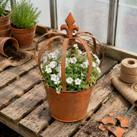Weathered Crown Planter Distressed Look Iron Plant Pot Indoor Outdoor Use Country Garden Planter for Balcony