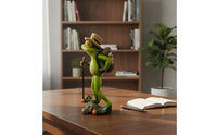 Climbing Frog Figurine Creative Design Resin Frog Statue House Decoration Handmade Craft for Hikers, Desk, Shelf