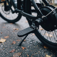 Universal Foot Pegs with Folding Bracket Collapsible Rear Pedals with Foldable Design Space-Saving Rear Bike Footrest Pedals Heavy-Duty for Passengers