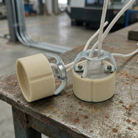 Bulb Holder with Mounting Bracket and Pin Base Connector, 2A 250V Electrical Component for DIY Lighting, Ceramic Base Connector, Single Unit Pack