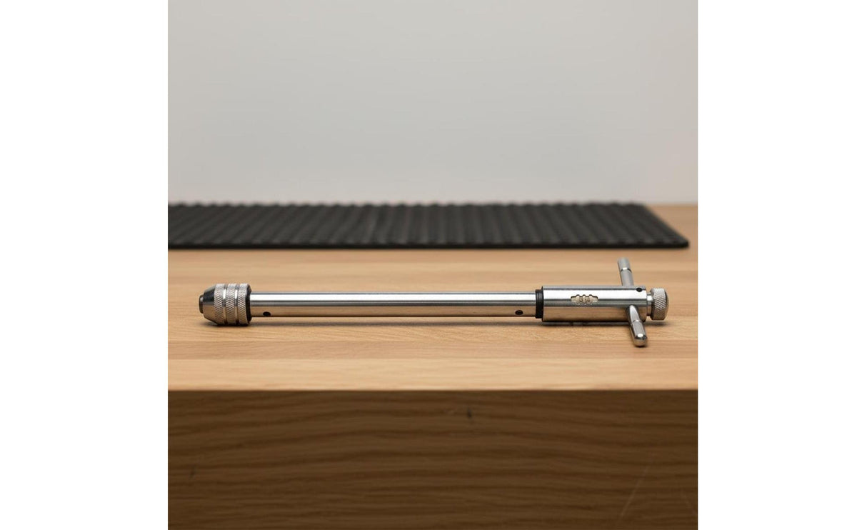 Long-Lasting Ratchet Tap Wrench High Hardness Manual Tool Rust-Resistant T-Handle Tap Wrench Alloy Steel Construction for Machinists, Mechanics, DIY Enthusiasts, Metalworking, Workshop, Auto Repair, Garage