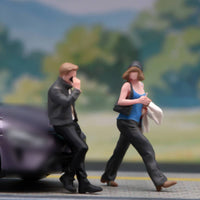 2 Pieces Pedestrian Figures Realistic 1:64 Scale Figures Tiny Miniature Figure for Collectors