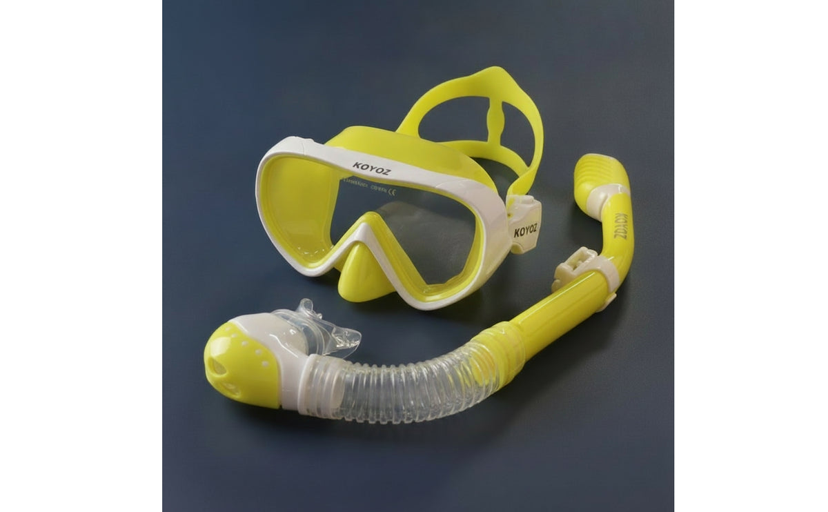 Adjustable Kids Snorkel Set Wide-View Snorkeling Mask with Snorkel Soft Silicone Gear Comfortable for Beginners