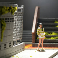 1/64 Striped long-sleeved girl Tiny Standing Figurine Decorative Toy for Hobbyists, Diorama