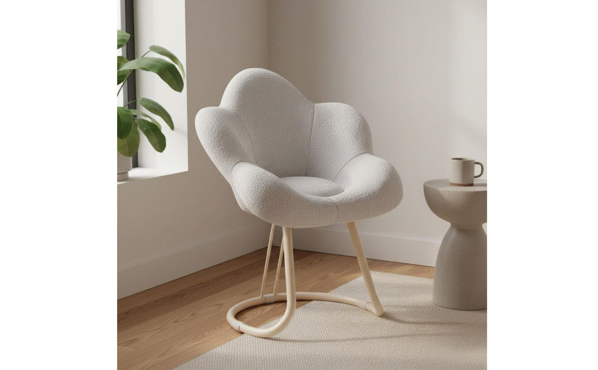 Minimalist Design Petal Back Makeup Chair Ergonomic Backrest Petal Back Chair Luxurious Cushioning Household Furniture Thick Padded Cushion for Women, Girls, Dressing Table, Small Areas, Bedroom, Dorm Room