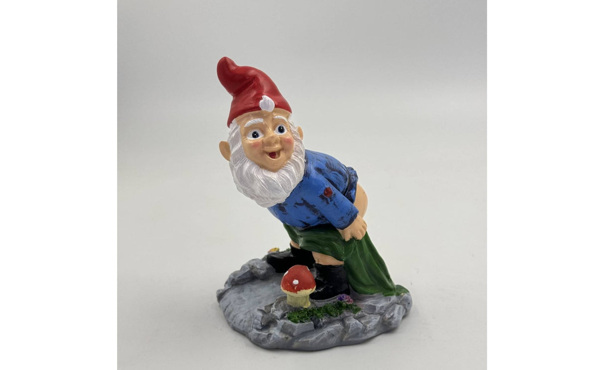 Funny Moon Gnome Statue Decorative Downspout Extender Cover Functional Garden Gnome Ornament Outdoor