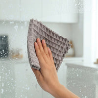 Low-Lint Microfibre Cloth and Cleaning Cloths, Pack of 3 Microfiber Pieces, Absorbent Streak Glass and Multi-Surface Kitchen Towels