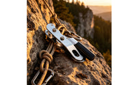 Climbing Descender Fall Protection Descender with Self-Locking Mechanism High-Strength Rappel Equipment for Climbers