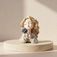 Birthday Gift Girl Figurine Cute Design Resin Girl Statue Vivid Colors Decorative Art Sculpture High-Quality Material for Girls, Women, Living Room, Entrance Hall, Bedroom, Desktop