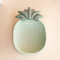 Non-Slip Pineapple Pet Bowl Social Media Design Cartoon Cat Bowl Large Capacity Decorative Pet Food Dish Easy to Clean for Cats, Kittens