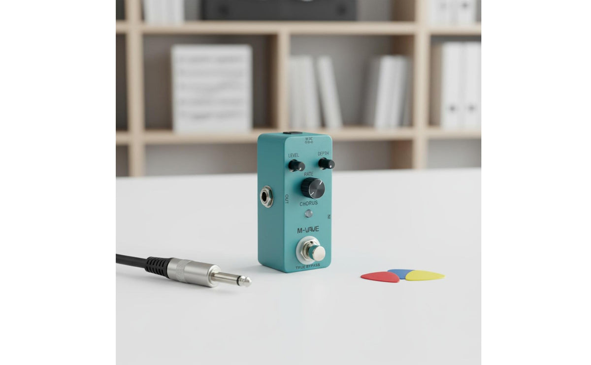 Aluminum Alloy Electric Guitar Chorus Pedal Compact True Bypass Chorus Pedal Low Noise Music Gear Warm Tone for Guitarists