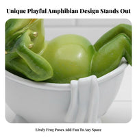 Nordic Design Selfie Frog Ornament Creative Design Toilet Frog Sculpture Glossy Finish for Collectors, Garden, Bathroom, Desktop