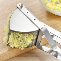 Easy to Clean Stainless Steel Potato Ricer Ergonomic Handle Heavy Duty Potato Press for Home Cooks, Chefs