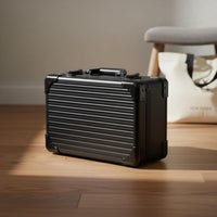 Lighted Makeup Case Large Capacity Makeup Case with Mirror Removable Dividers Portable Cosmetic Organizer for Salon