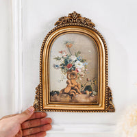 Vintage Gold Frame Scrollwork Crest Home Decor for Background Display