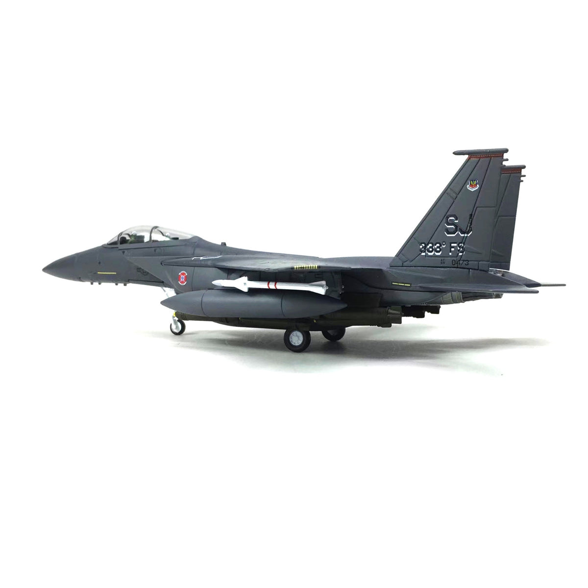 Alloy and Collectible F 15E   Model Diecast Fighter Plane