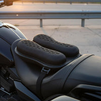 Waterproof Motorcycle Gel Seat Cushion Sun Protection Honeycomb Gel Seat Cushion Cooling Effect Pressure Relief for Long-Distance Riders, Commuters, City Commuting, Road Trips