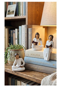 Nordic Minimalist Reading Girl Resin Figurine Set for Bookshelf Decor