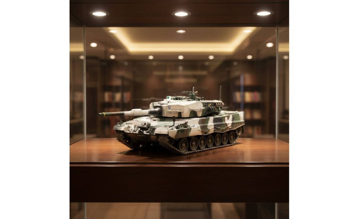 Leopard 2A4 Model 1:72 Scale Die-Cast Model Tank Winter for Collectors, Shelf Display, Desk Decor