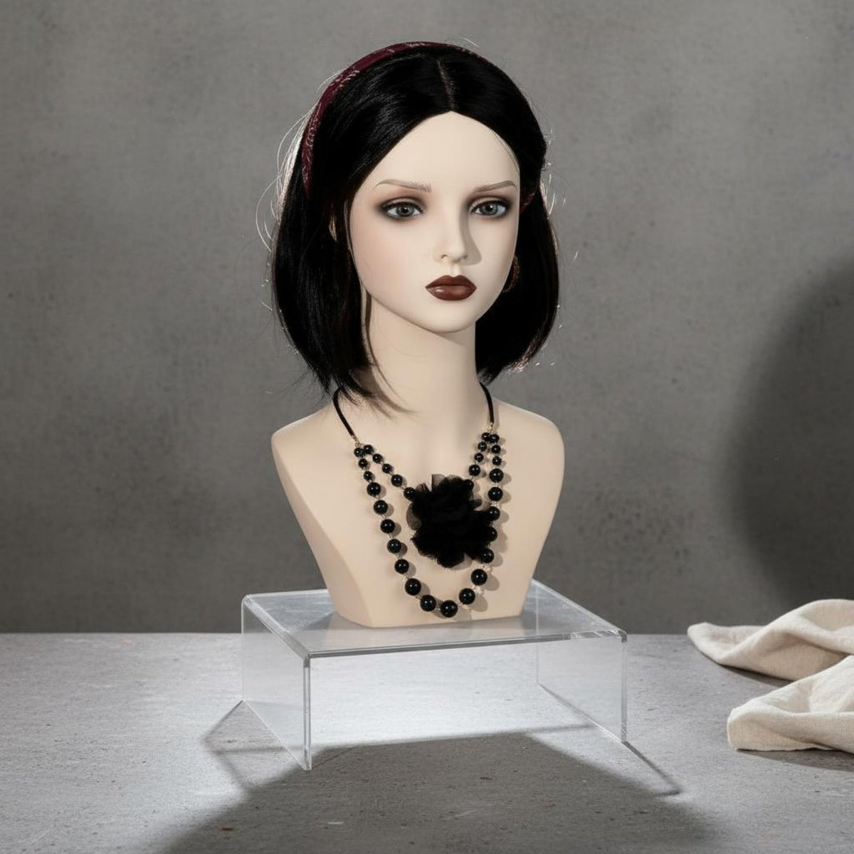 PVC Hairpiece Display Head Authentic Look Jewelry Display Head for Salon, Market Stall