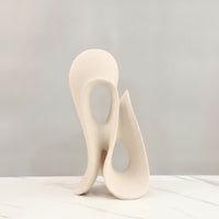 Abstract Sculpture Hollow Resin Sculpture Compact Tabletop Ornament for Entryway, Office