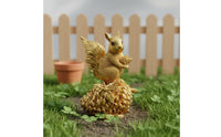 Weather Resistant Realistic Squirrel Sculpture Sturdy Polyresin Resin Squirrel Statue All-Season Decor Yard Art Hand-Painted Details for Lawn, Patio