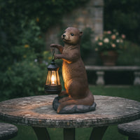 Outdoor Otter Figurine with Lantern Resin Otter Statue with Lantern Weather-Resistant Solar Garden Statue Waterproof for Gardeners, Nature Lovers, Patio, Flower Bed, Walkway