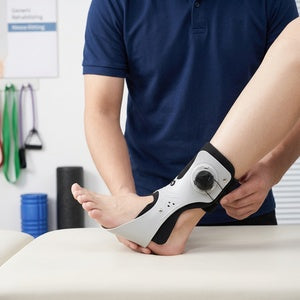 Adjustable Ankle Ankle Support-Surgery Recovery Contoured Ankle Brace Low-Profile Medical Support for Restorative Care Patients, Athletes