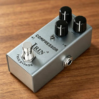 Attack Control Guitar Compressor Pedal Analog Circuit Compressor Pedal All-Metal Housing Audio Effect Box Compact Size