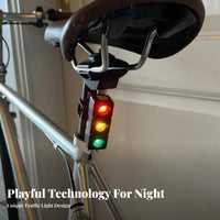 High Brightness Rechargeable Cycle Rear Light Water Resistant LED Bike Warning Light Easy to Install for Cyclists, Night Riding, Commuting
