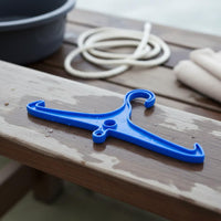 Diving Suit Hanger Quick Dehydrating Clothing Accessory Design for Store Display