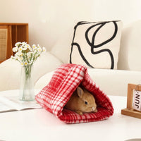 Semi-Enclosed Bunny Hideaway with Thermal Insulation, Warm Plush Hamster Bed for Guinea Pig Cage Accessories, Washable Small Pet Fleece House