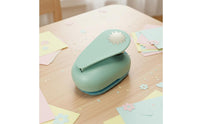 Decorative Paper Puncher Clean Cut Decorative Shape Puncher Lever Action Craft Cutter Blade Crafting Supply Non-Slip Bottom
