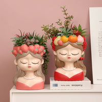 Sculpted Girl Bust Planter Decorative Planter with Pearl Necklace Whimsical Female Face Flowerpot Cute for Plant Lovers, Gardeners, Desk, Living Room, Bedroom, Balcony