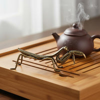 Detailed Craftsmanship Praying Mantis Tea Pet Lifelike Intricacy Antique Copper Mantis Ornament Collectible Art Piece Solid Copper Sculpture for Collectors, Shelf Display