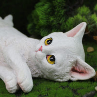 Lifelike Design Miniature Cat Model Compact and Lightweight Resin Kitten Ornament Hand-Painted for Collectors, Fairy Garden, Bookshelf