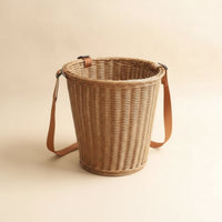 Hands-Unrestricted Rattan Style Basket with Shoulder Straps Handwoven Basket Backpack Rustic Lightweight for Florists, Dancers, Flower Picking, Picnics, Home Decor