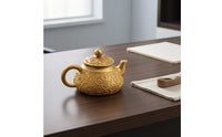 Kettle-Shaped Teapot Ornament Engraved Gold Teapot Ornament Fine Workmanship Home Decor