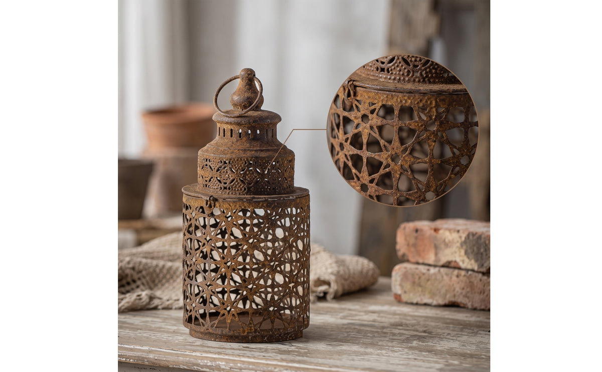 Iron candle Lantern with Circular Grip Handle Antique-Style Perforated Metal Lantern Rustic Candle Holder for Porch, Garden, Entryway
