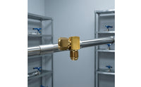 Brass Flare Elbow Right-Angle 90-Degree Flare Elbow Pipe Connector Threaded Corrosion-Resistant for Refrigeration, Tight Areas