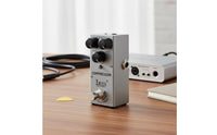 Mini Size Guitar Compressor Pedal Metal Shell Compressor Pedal Sustain Control Music Gear 9V Power Supply for Stage, Studio