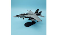 Detachable Landing Gear 1/72 Scale F/A-18F Model Highly Detailed F/A-18F Super Hornet Model Includes Display Represent Collectors Enthusiasts, Desk Decoration