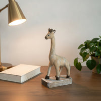 Giraffe Figurine Tabletop Giraffe Statue Decor Rustic Artistic for Art Lovers, Bookshelf, Desk